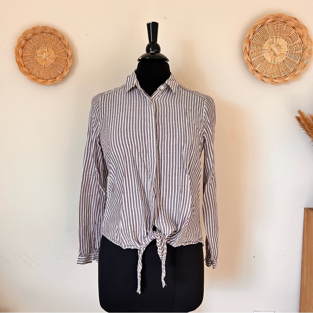 Ann Taylor Button Down Top Front Tie Striped Pattern Size SP